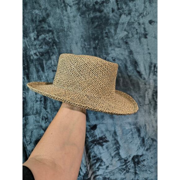 Yupoong Straw Hat - Perfect for Sunny Days! - Picture 1 of 5